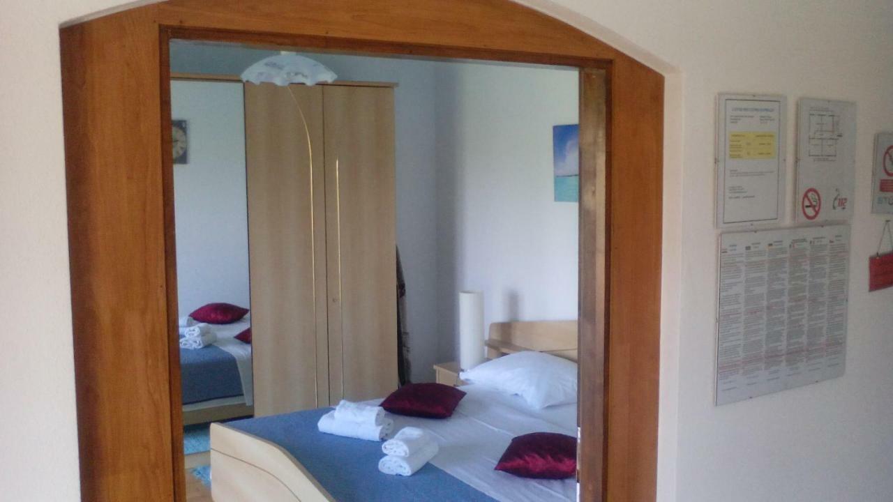Guest House Ana Zadar Exterior foto
